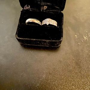 Silver weeding rings men 9 and female 11 never been used brand new